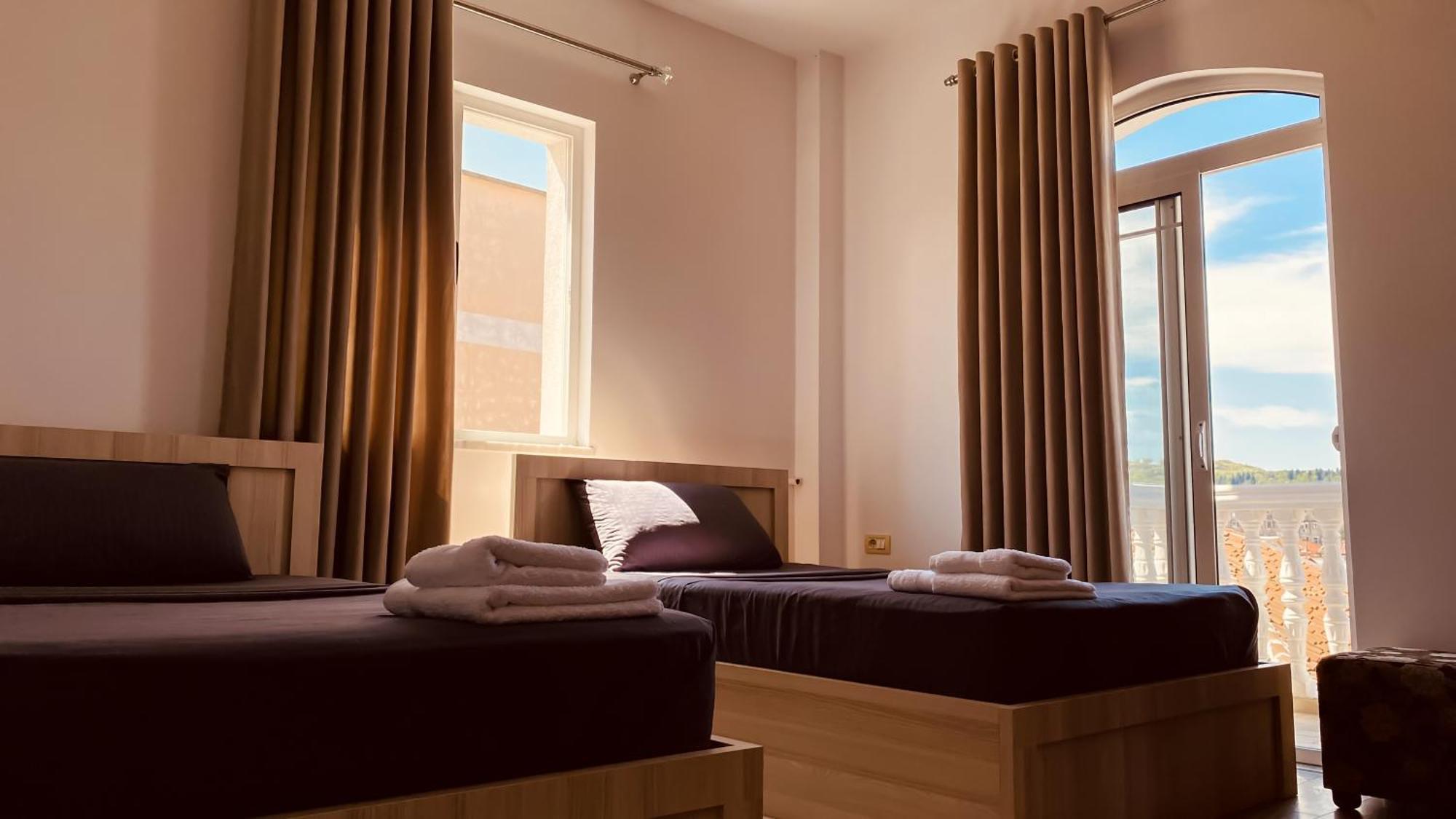 Northgate Apart-Villa Shkodër Dış mekan fotoğraf